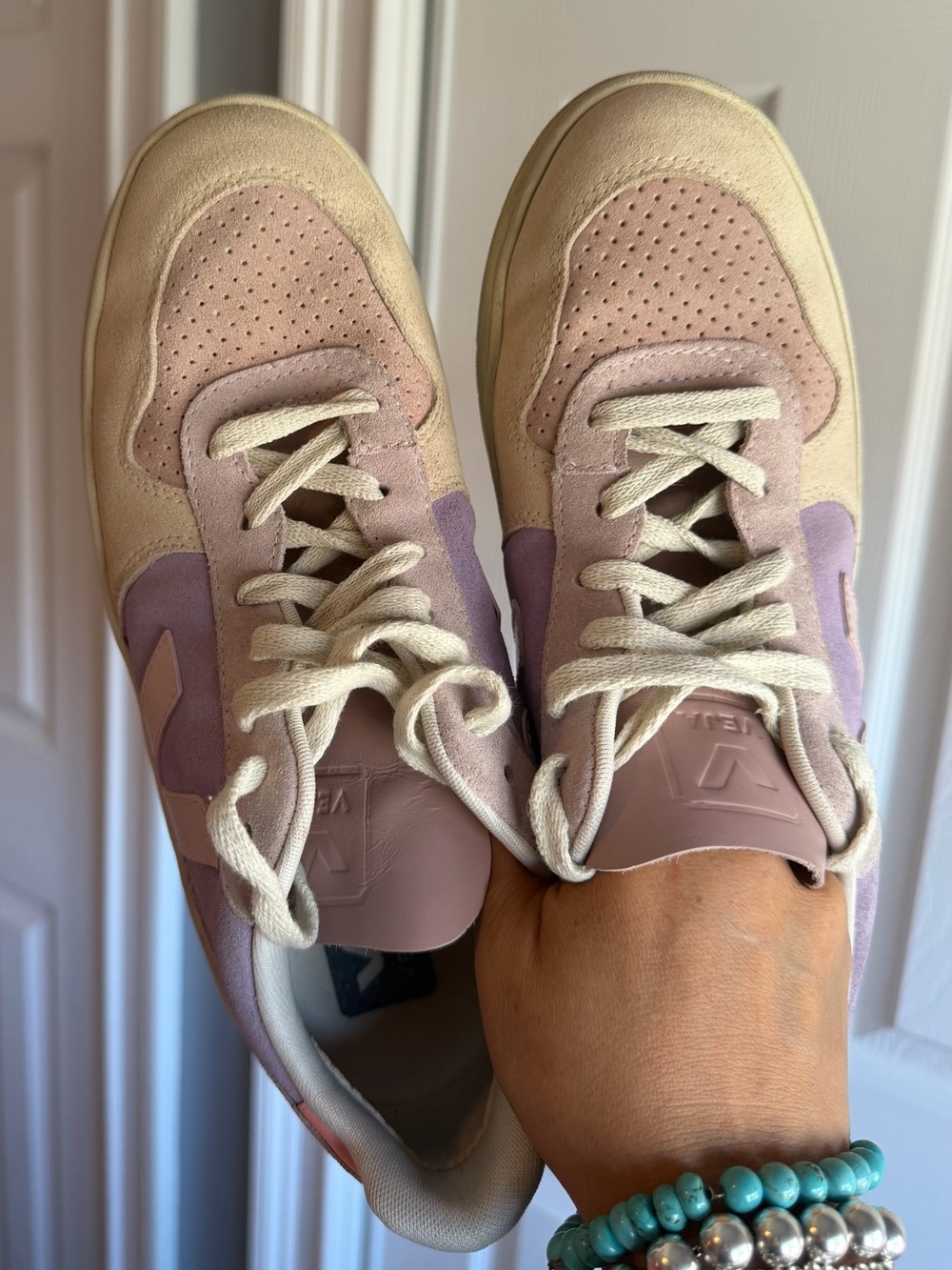 Veja V-10 Women’s Pink and Purple Sneakers
Size: 8.5 - Picture 8 of 12